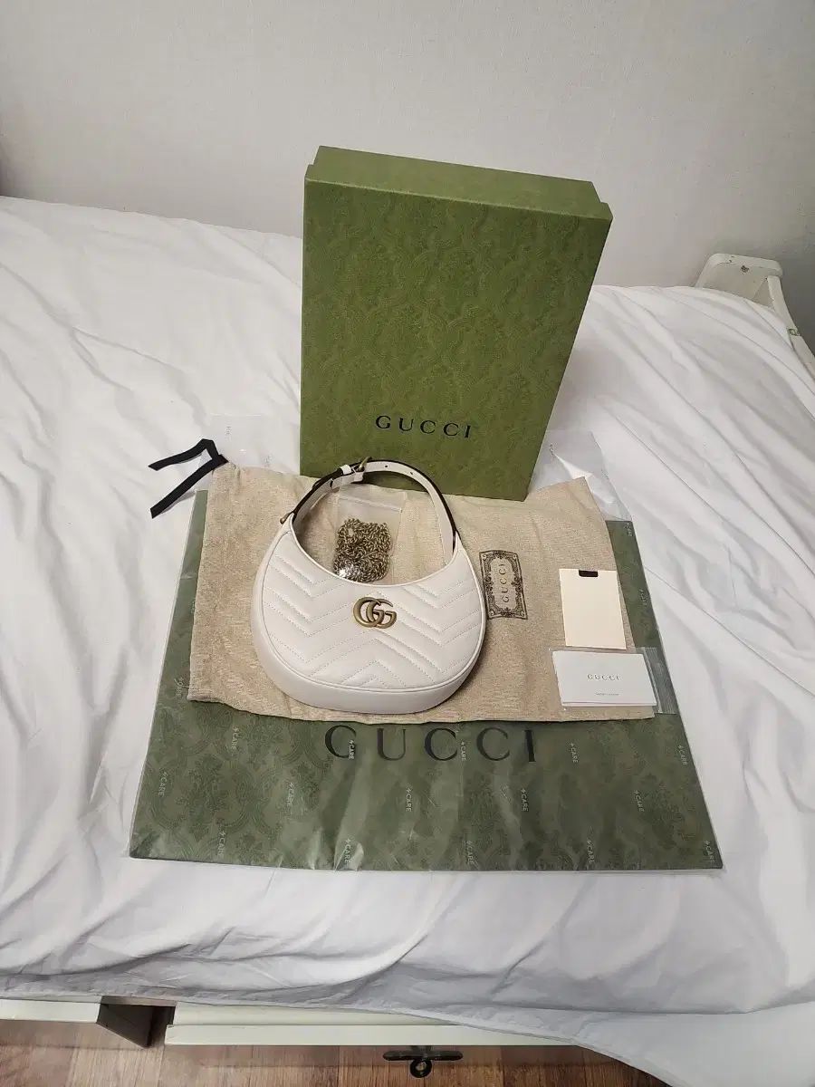 グッチ マーモント ハーフムーン マトラッセ クロスバッグ ショルダーバッグ ドットバッグ バッグ