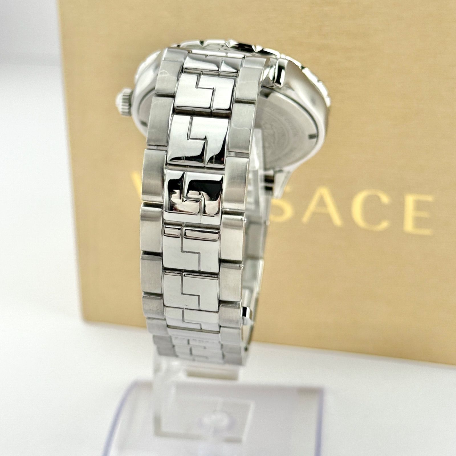 美品】ヴェルサーチ ヘレニウム メデューサ 新品電池 メンズ 腕時計  