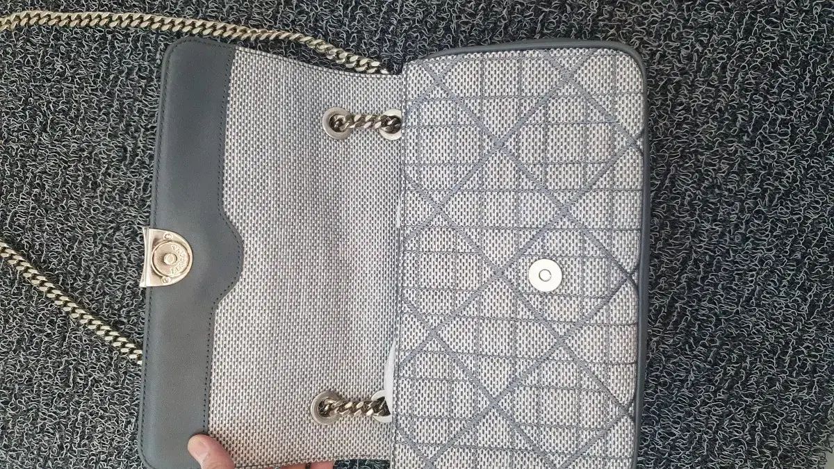 チェーンバッグ