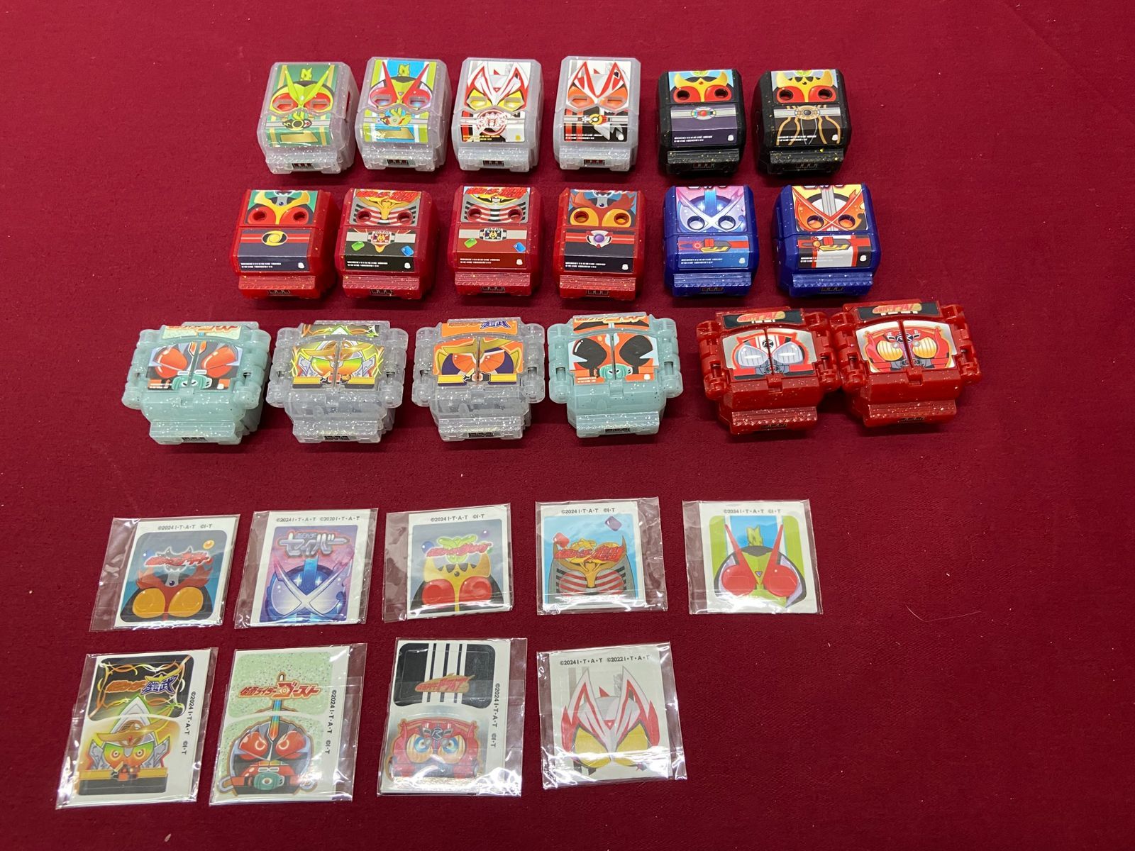 仮面ライダー ガヴ DXレジェンドライダー ゴチゾウ シリーズ 最強フォームバージョン 18個セット 710