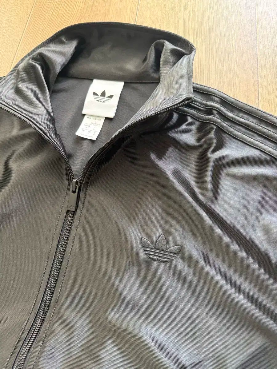 アディダス オリジナルス ファイヤーバード トラックジャージ