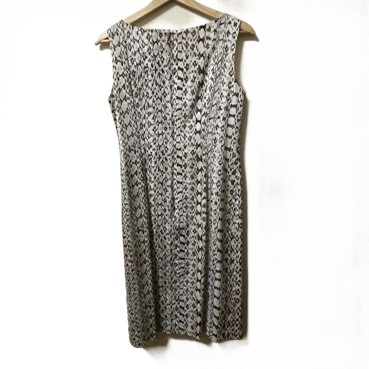 Max Mara マックスマーラ ワンピース サイズJ 40 レディース - 白×ダークブラウン クルーネック ノースリーブ ロング