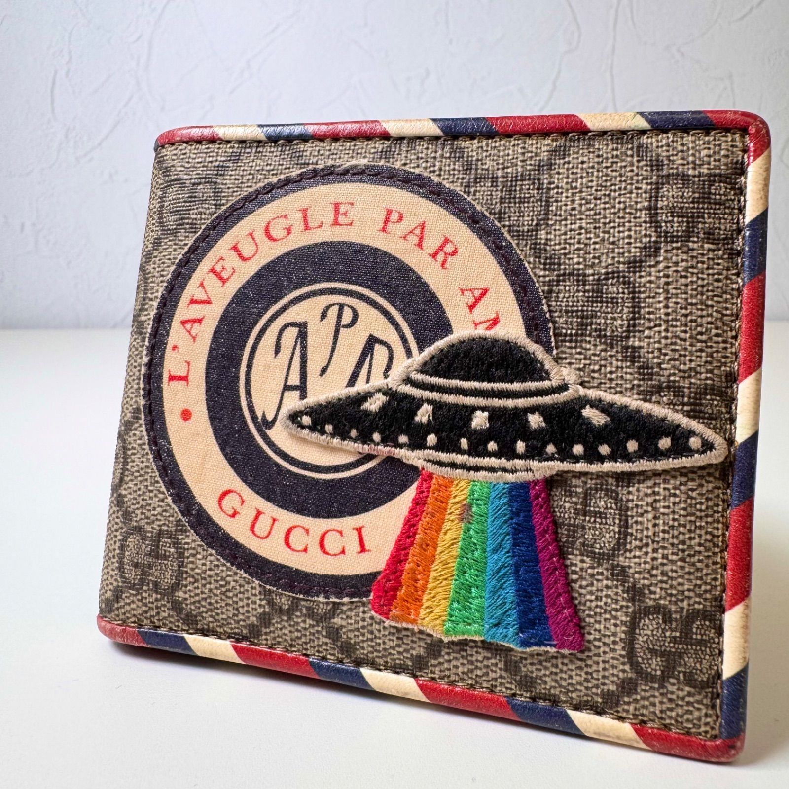 人気 ミニ財布 稀少 BCランク GUCCI 財布 折り財布 ウォレット ナイトクーリエ GGスプリーム UFO GGロゴ 小銭入れ レザー レインボー ユニセックス Z