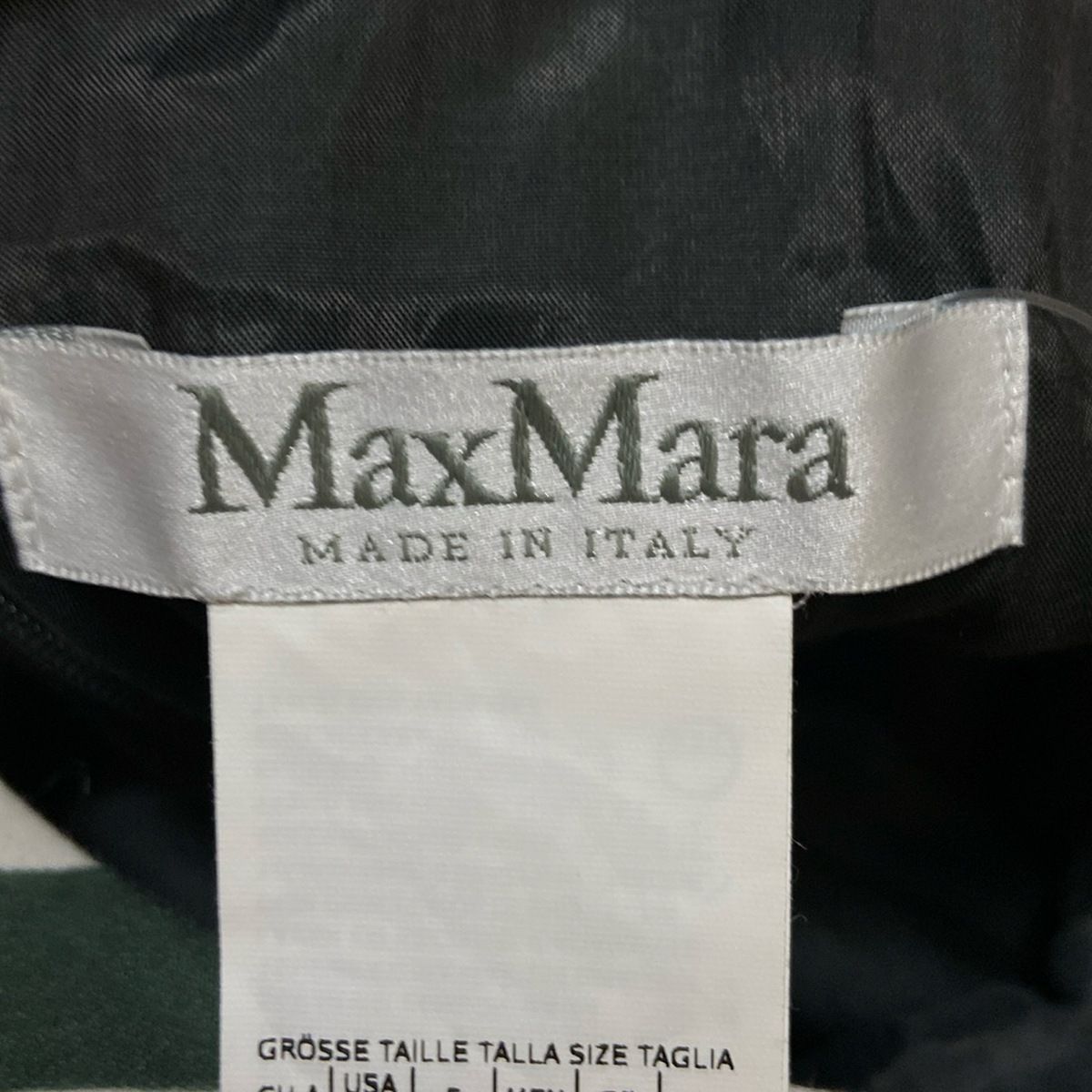 クルーネック ノースリーブ