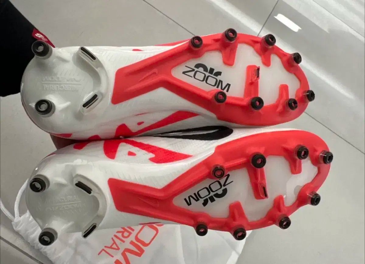 ナイキ マーキュリアル ヴェイパー15 エリートAG