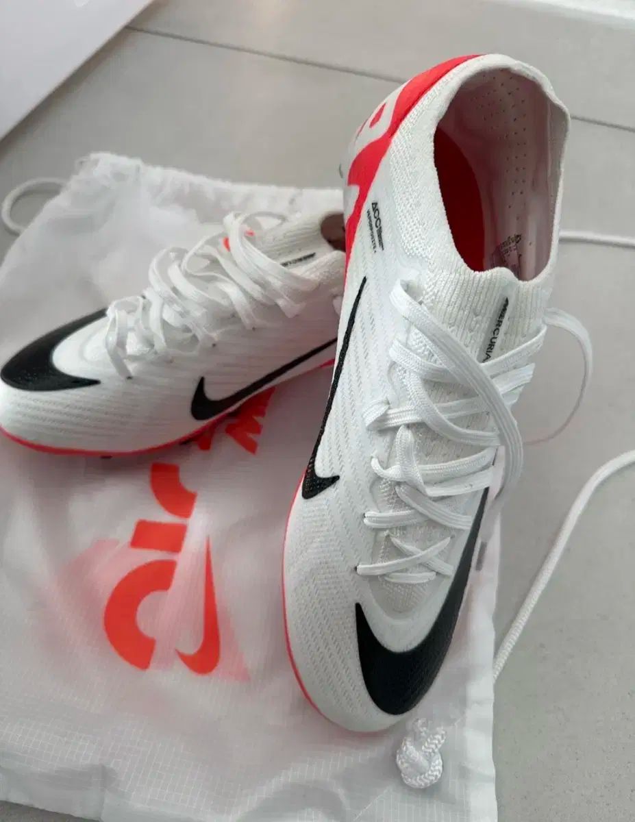 ナイキ マーキュリアル ヴェイパー15 エリートAG