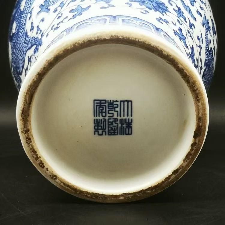 清乾隆青花纏枝紋将軍缶 景徳鎮 陶磁器 装飾品 現代工芸品 美術品 置物 清乾隆青花纏枝竜紋将軍缶 景徳鎮 陶磁器 装飾品 現代工芸品 美術品