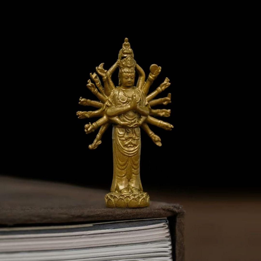 仏教美術 仏像 千手観世音像 小仏像 銅製 銅器 - メルカリ