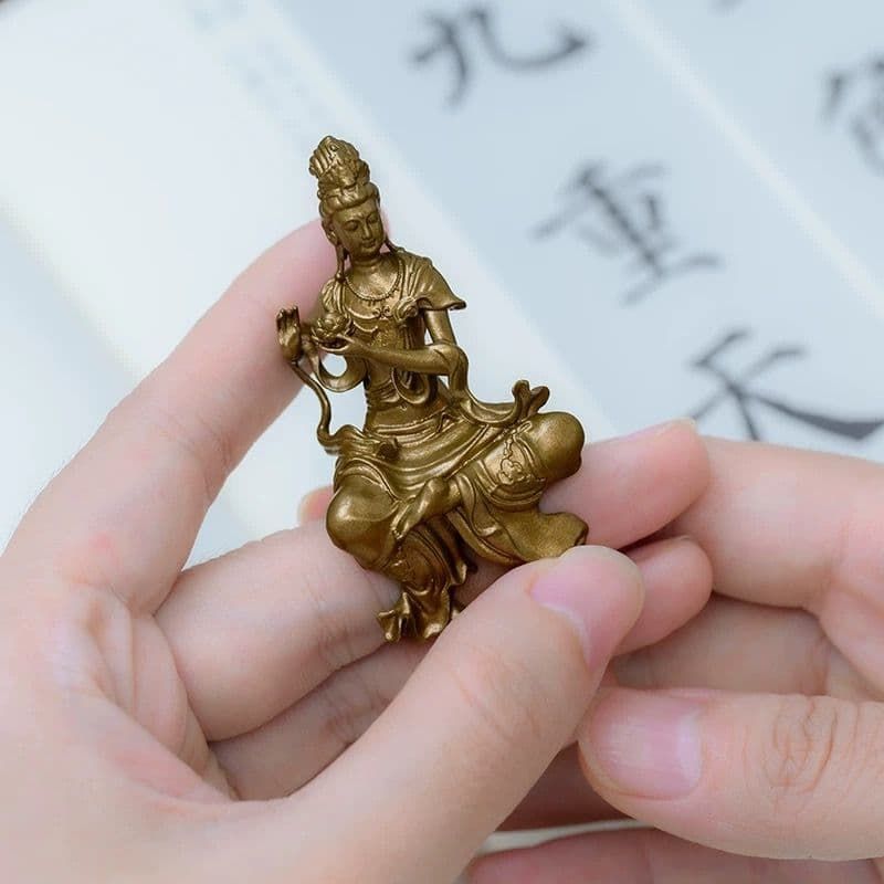 持蓮自在観音像 小仏像