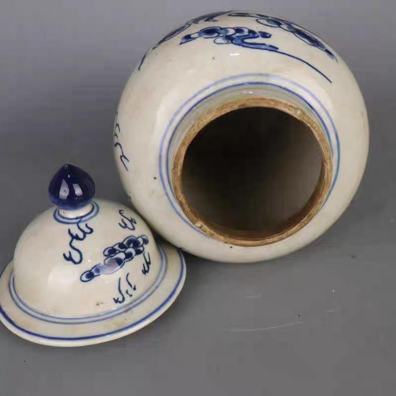 清乾隆青花竜紋将軍缶 景徳鎮 陶磁器 装飾品 現代工芸品 美術品 置物 清乾隆青花竜紋将軍缶 賞物観賞瓶 景徳鎮 陶磁器 装飾品 現代工芸品 置物
