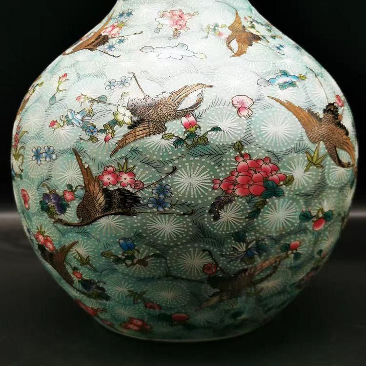 雍正藍地粉彩百鶴図夜光天球瓶 景徳鎮 陶磁器 装飾品 現代工芸品 美術品 置物 雍正藍地粉彩百鶴図夜光天球瓶 景徳鎮 陶磁器 装飾品 現代工芸品 美術