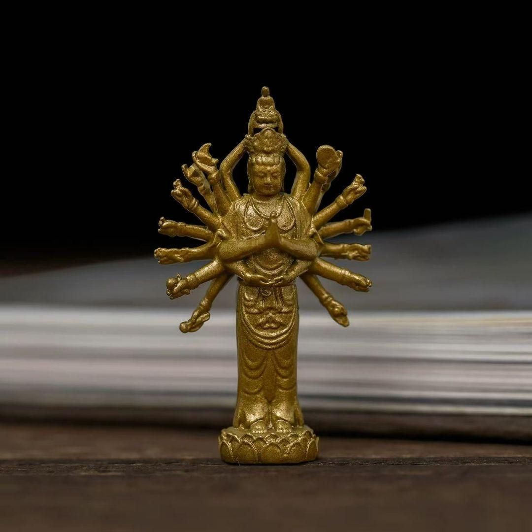 仏教美術 仏像 千手観世音像 小仏像 銅製 銅器 - メルカリ