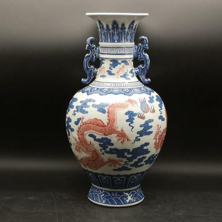 乾隆雲龍紋両耳瓶 青花瓶 景徳鎮 陶磁器 装飾品 現代工芸品 美術品 置物 美術品・アンティーク・コレクション 乾隆雲龍紋両耳瓶 青花瓶 景徳鎮