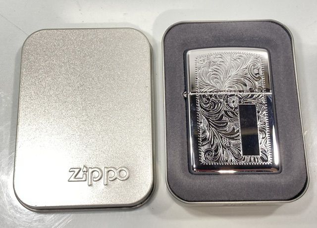 17日迄超特価!超早い者勝ち! L型エンジン ヘッドカバー L20実働車外し