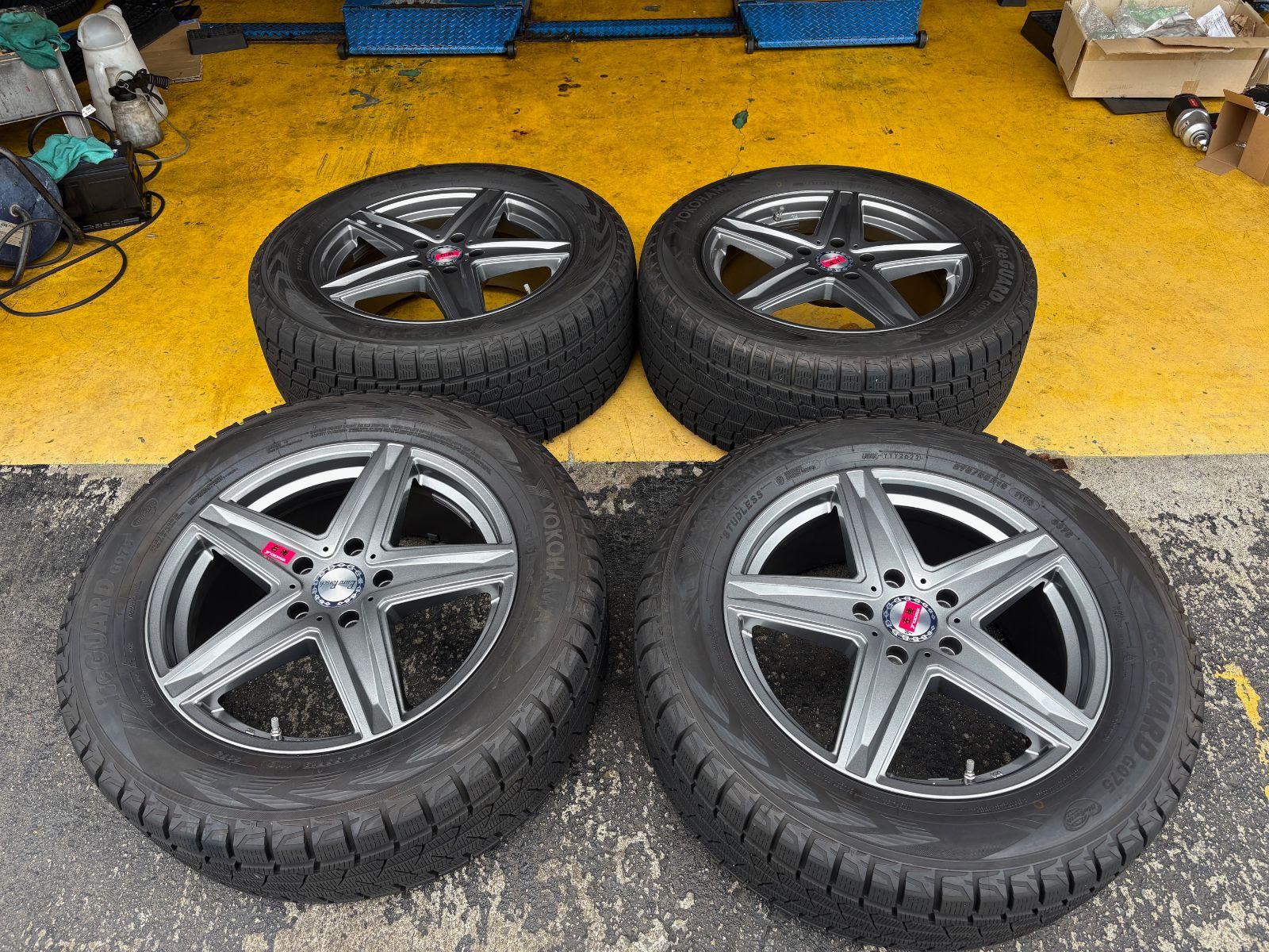 メルセデスベンツGクラス用ユーロフォルシュ19インチスタッドレスセット