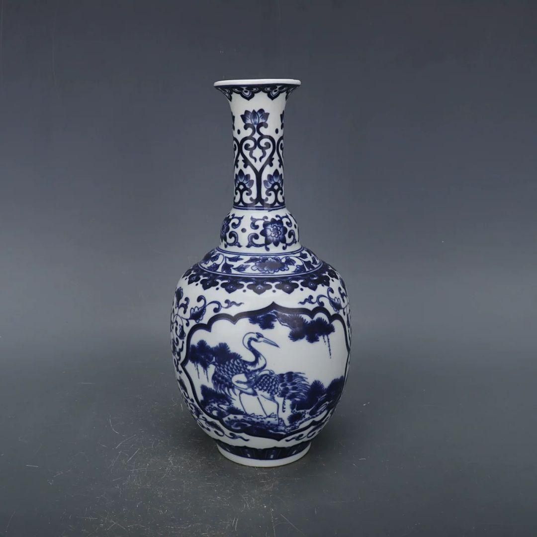 青花松鶴図賞瓶 工芸品 陶磁器 装飾品 花瓶 花器 - メルカリ