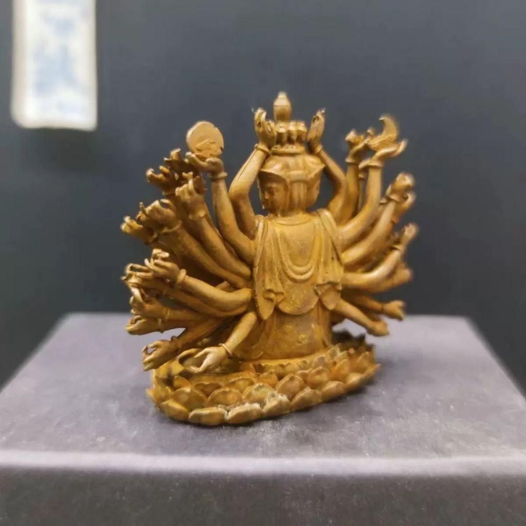 仏教美術 仏像 千手観音仏像 仏堂奉納 銅製品 工芸品 置物 仏教美術 千手観音像 仏像 銅製 装飾品 工芸品 美術品 置物 - メルカリ