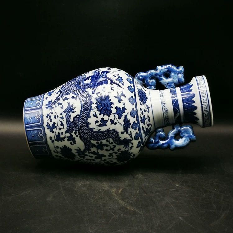 大清乾隆青花龍着花瓶 景徳鎮 陶磁器 装飾品 現代工芸品 美術品 置物