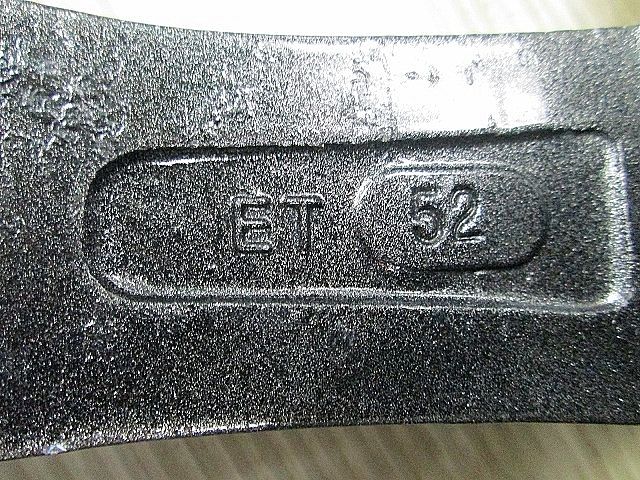 装着車種アイシス