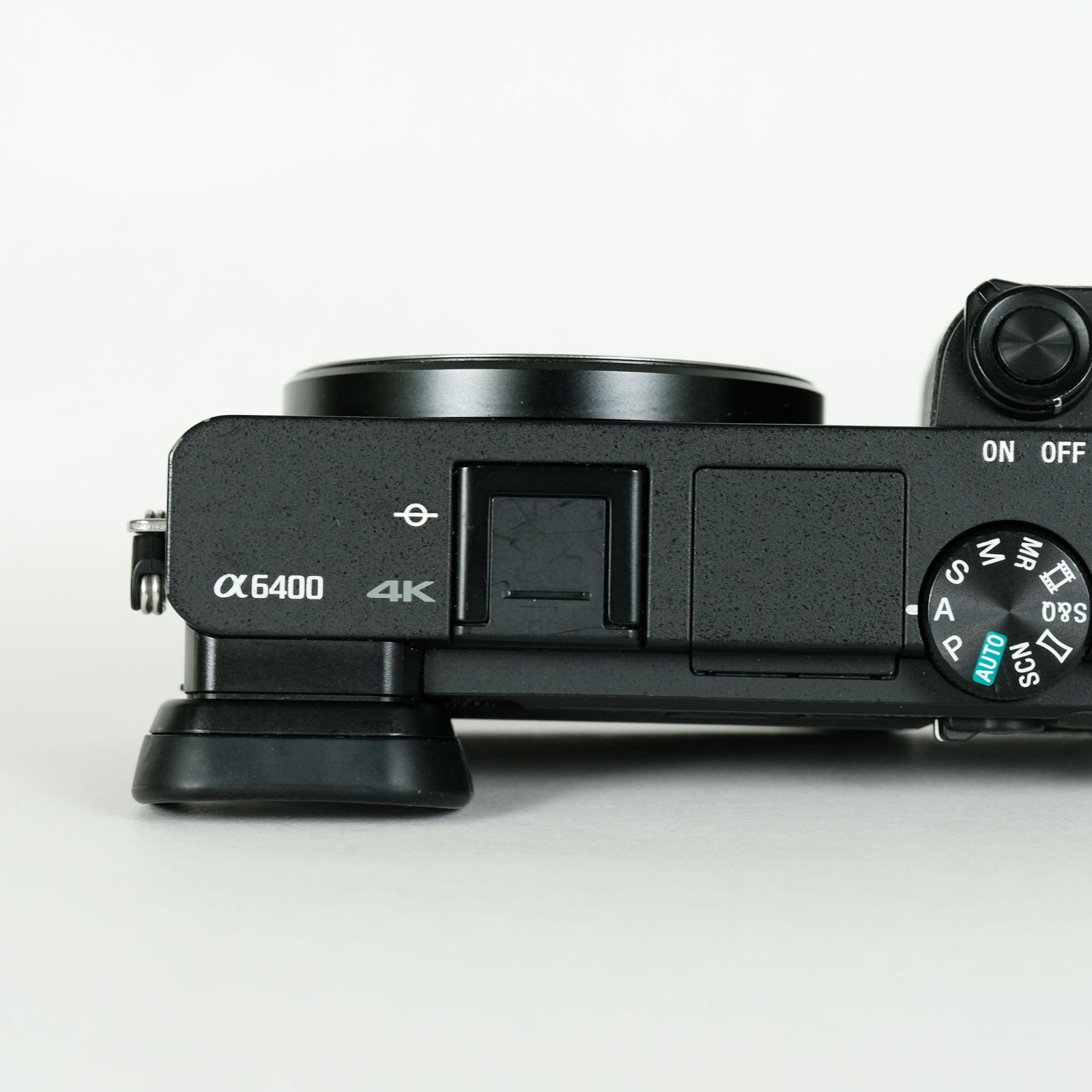 ボディ ブラック