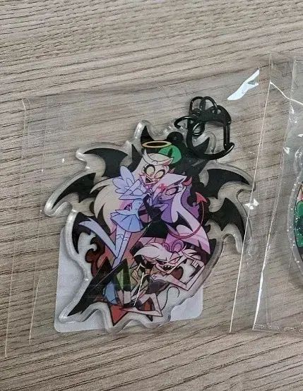 ハズビンホテル 2025 ハロウィーン キーホルダー チャーリー バギー エンジェル