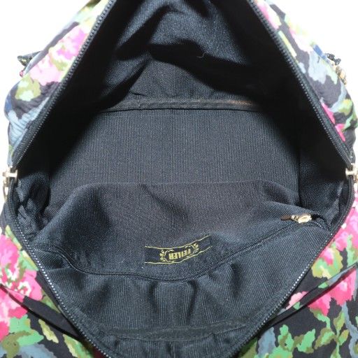 ブラック マルチ