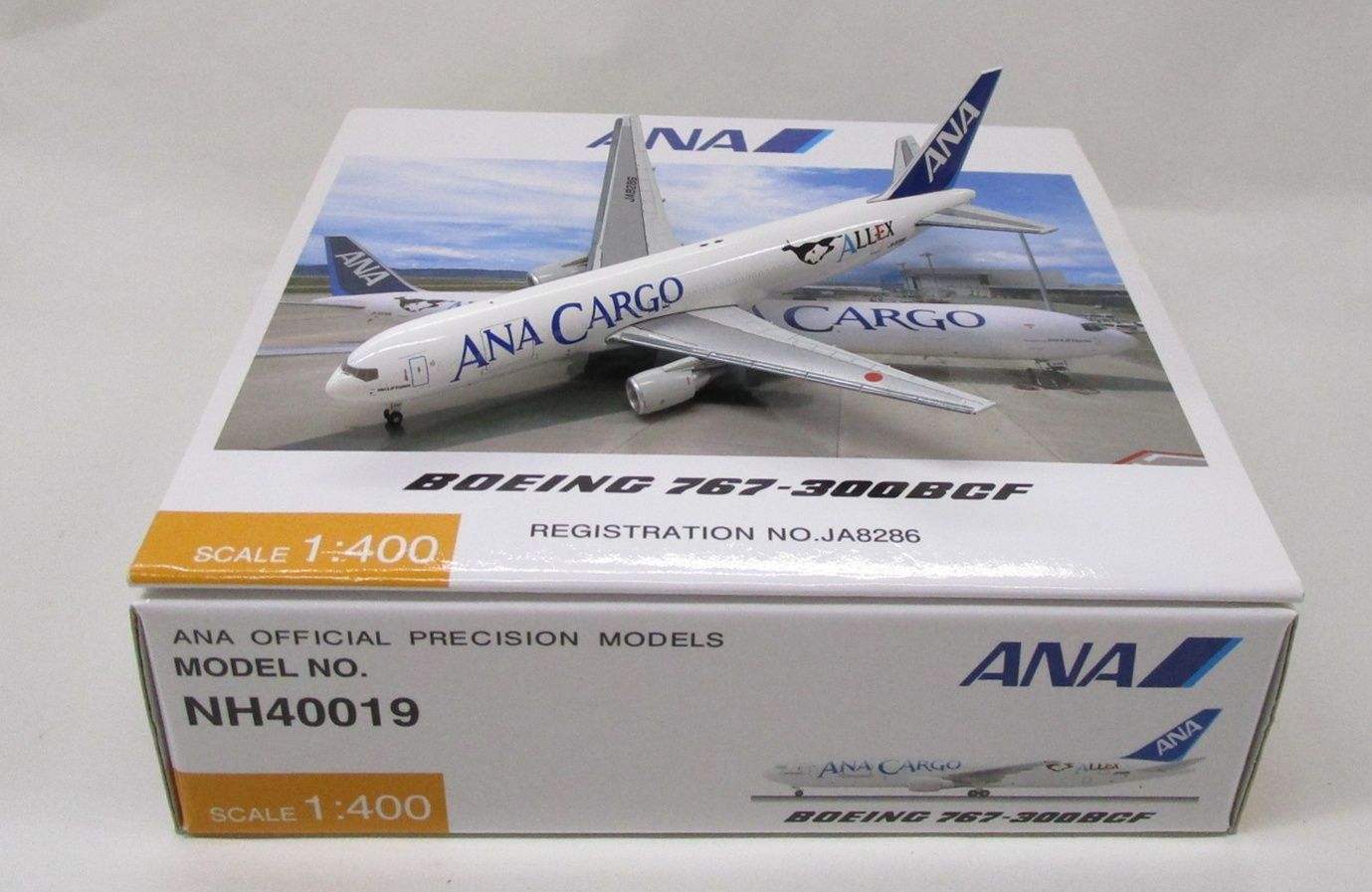 全日空商事 1/400 B767-300BCF ANA JA8286 [NH40019]【ジャンク