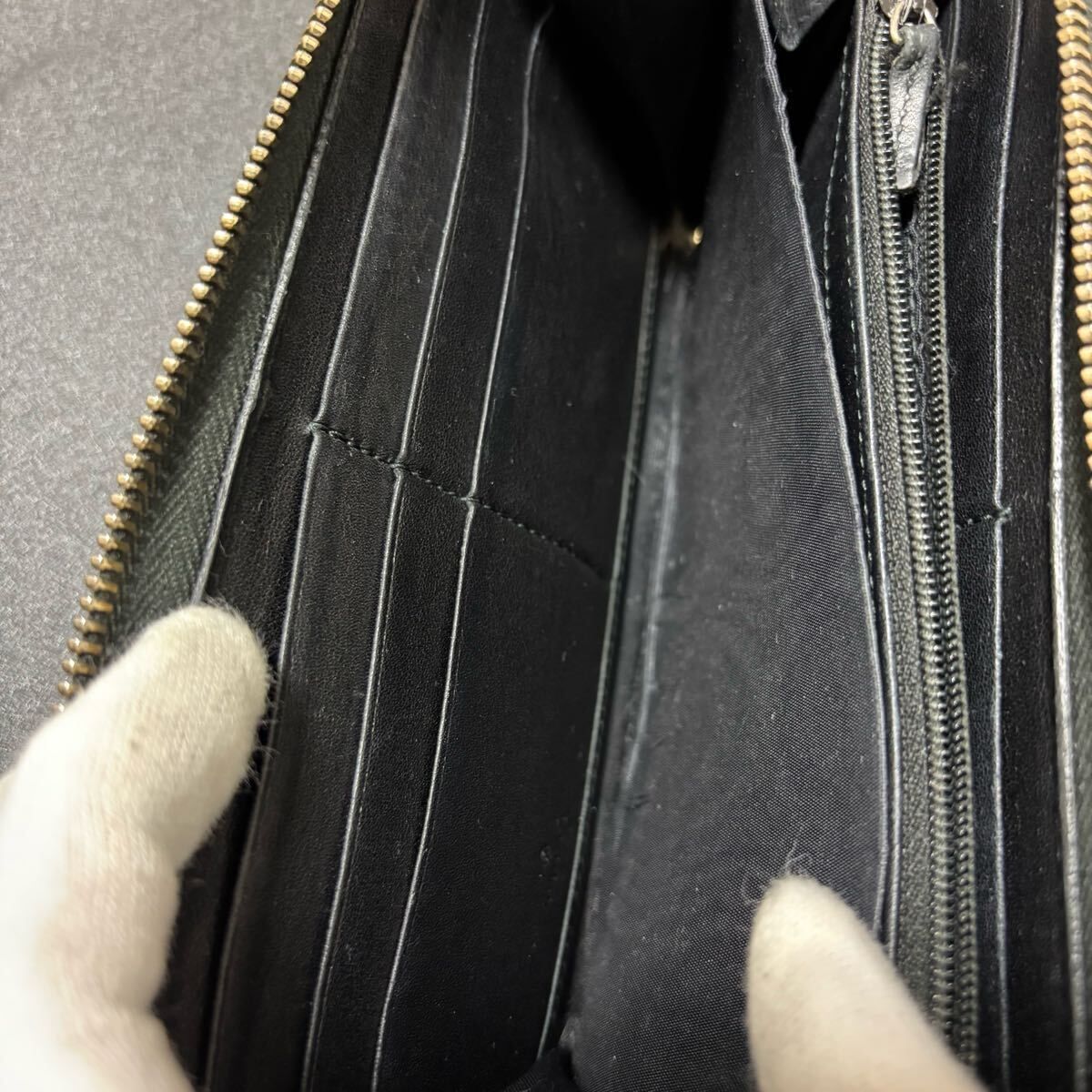 ラウンドファスナー ラウンドジップ