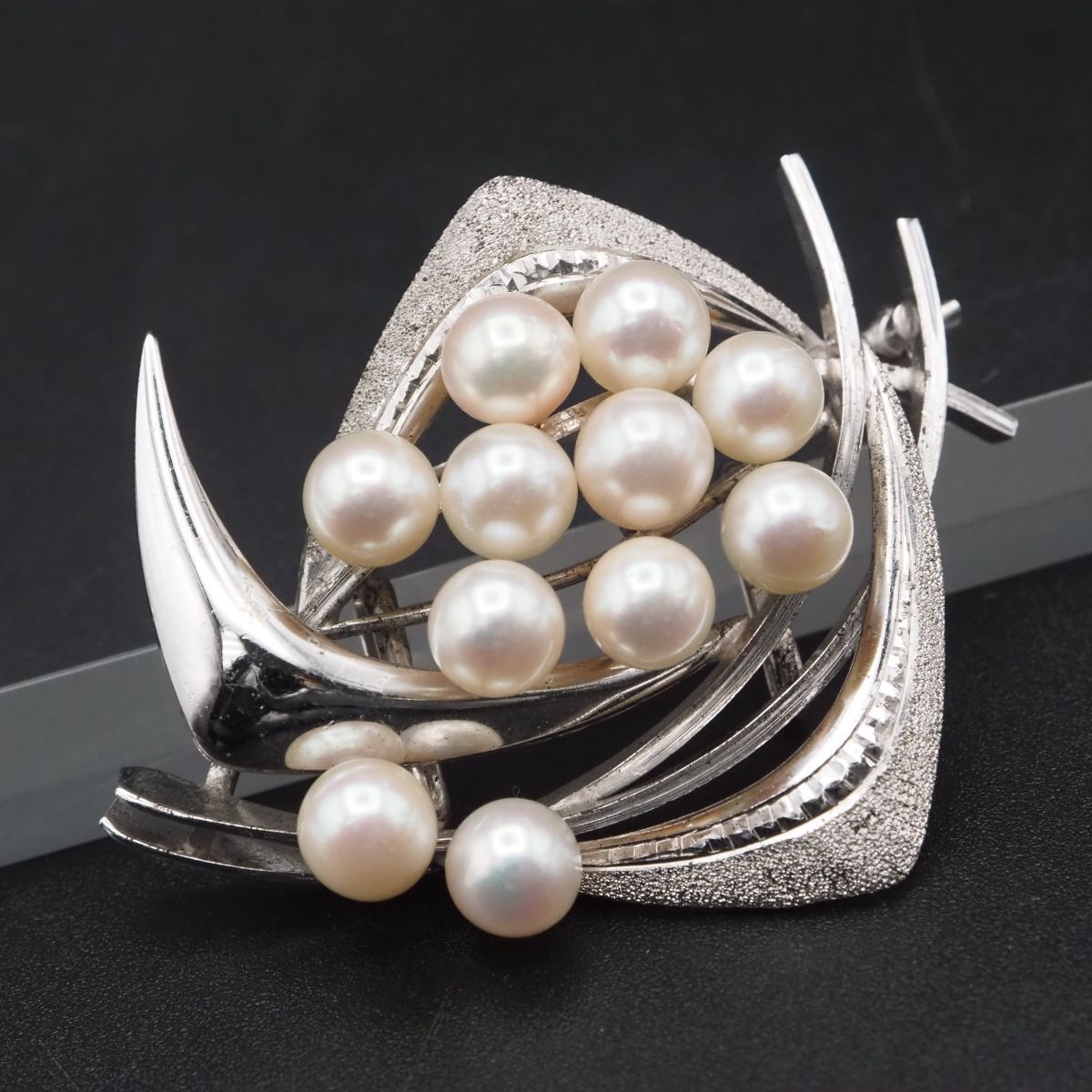 H981 本真珠 6.4mm11珠 パール STERLING刻印 2way ブローチ 帯留め デザイン シルバー コサージュ 和装小物 6月誕生石
