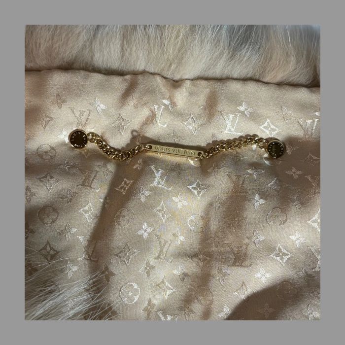  激 毛皮 LOUIS VUITTON ルイヴィトン アークティックマーブルフォックス毛皮 ストール ストール ショール 小物