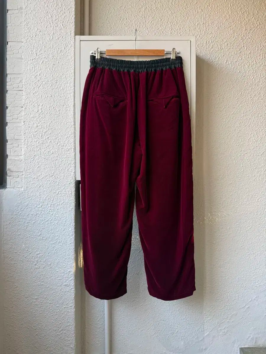 サスクワァッチファブリックス ツアーベルベット ワイドパンツ M -32in