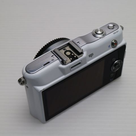 E-PM1 ホワイト ボディ OLYMPUS デジタル一眼 本体 土日祝発送OK 09000