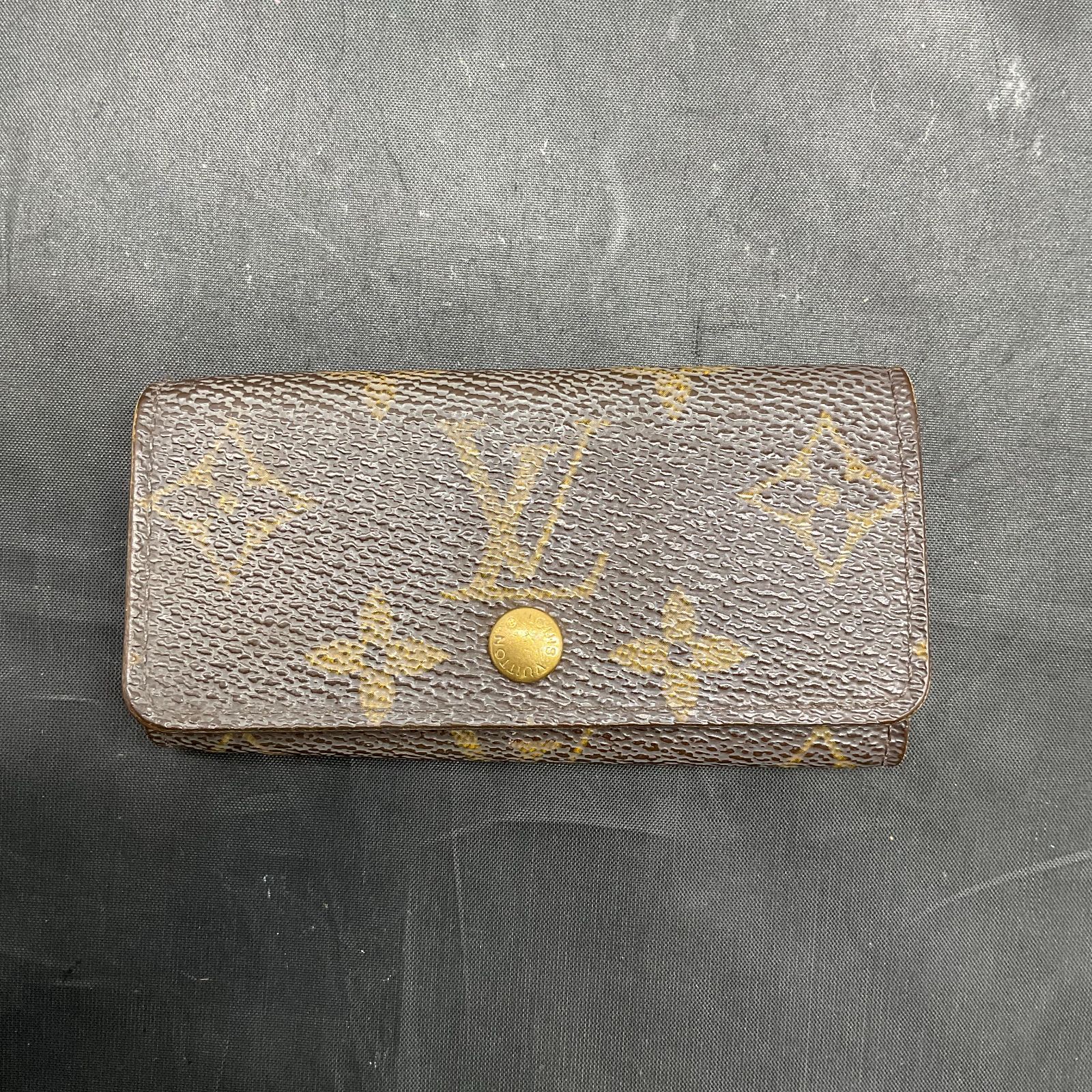 ルイヴィトン モノグラム ミュルティクレ4 B25101718