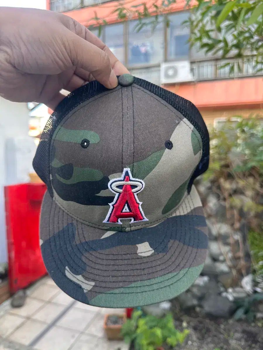 MLB メッシュキャップ スナップバック