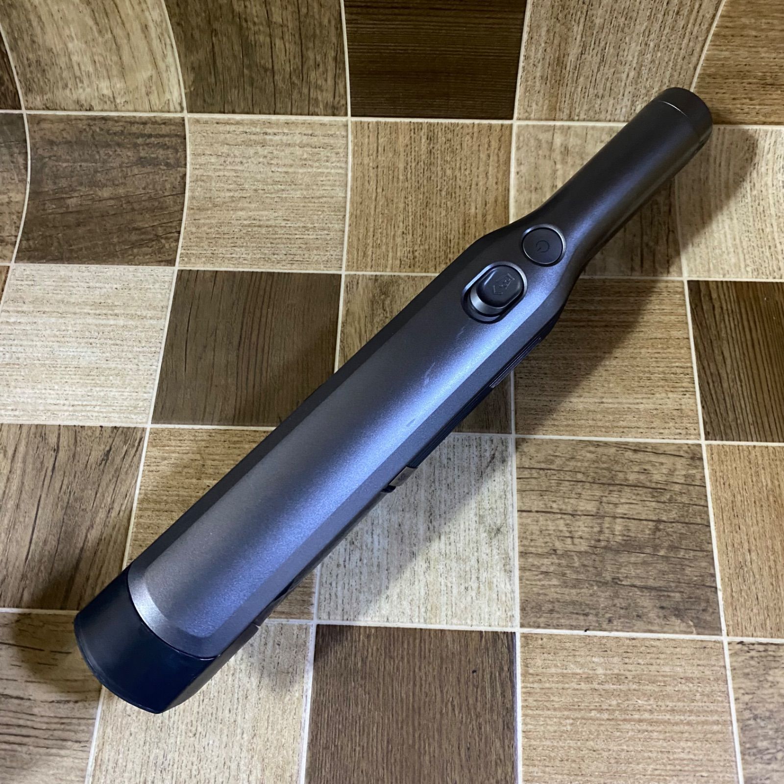 Shark シャーク ハンディクリーナー WV260J 中古品 - メルカリ