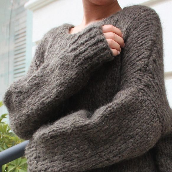 手編みモヘア ショートセーター