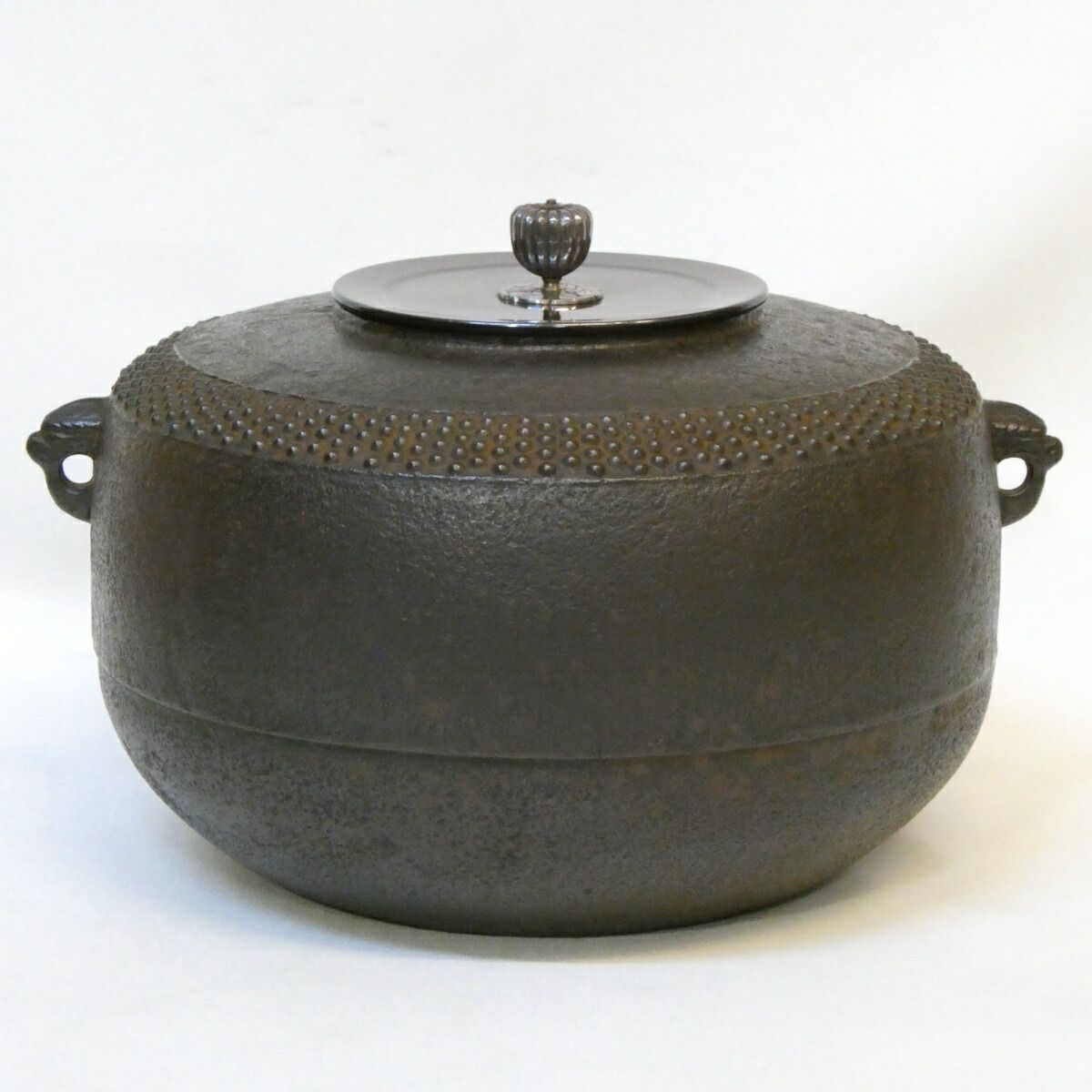 南鐐摘み蓋添】十二代 和田美之助作 肩霰釜 炉釜 大角豆鐶添え 茶道具