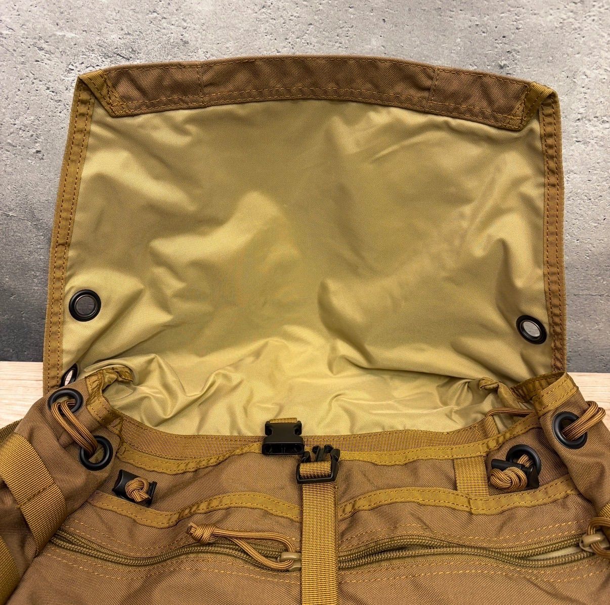 BRIEFING AT-LANCE ブリーフィング コヨーテ レアカラー ブリーフィング BRIEFING AT-LANCE コヨーテ MIL COLLECTION COYOTE