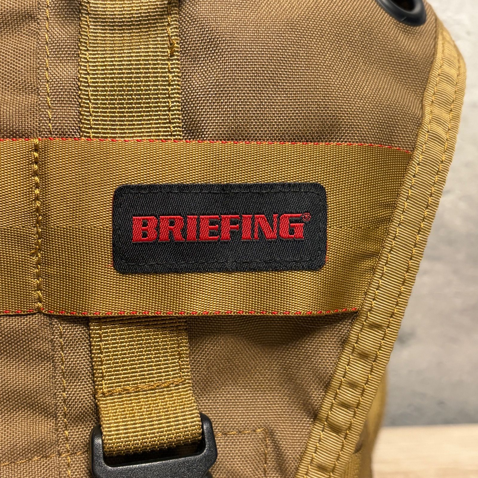 BRIEFING AT-LANCE ブリーフィング コヨーテ レアカラー 楽天市場】BRIEFING ブリーフィング AT-LANCE ショルダーバッグ＊送料