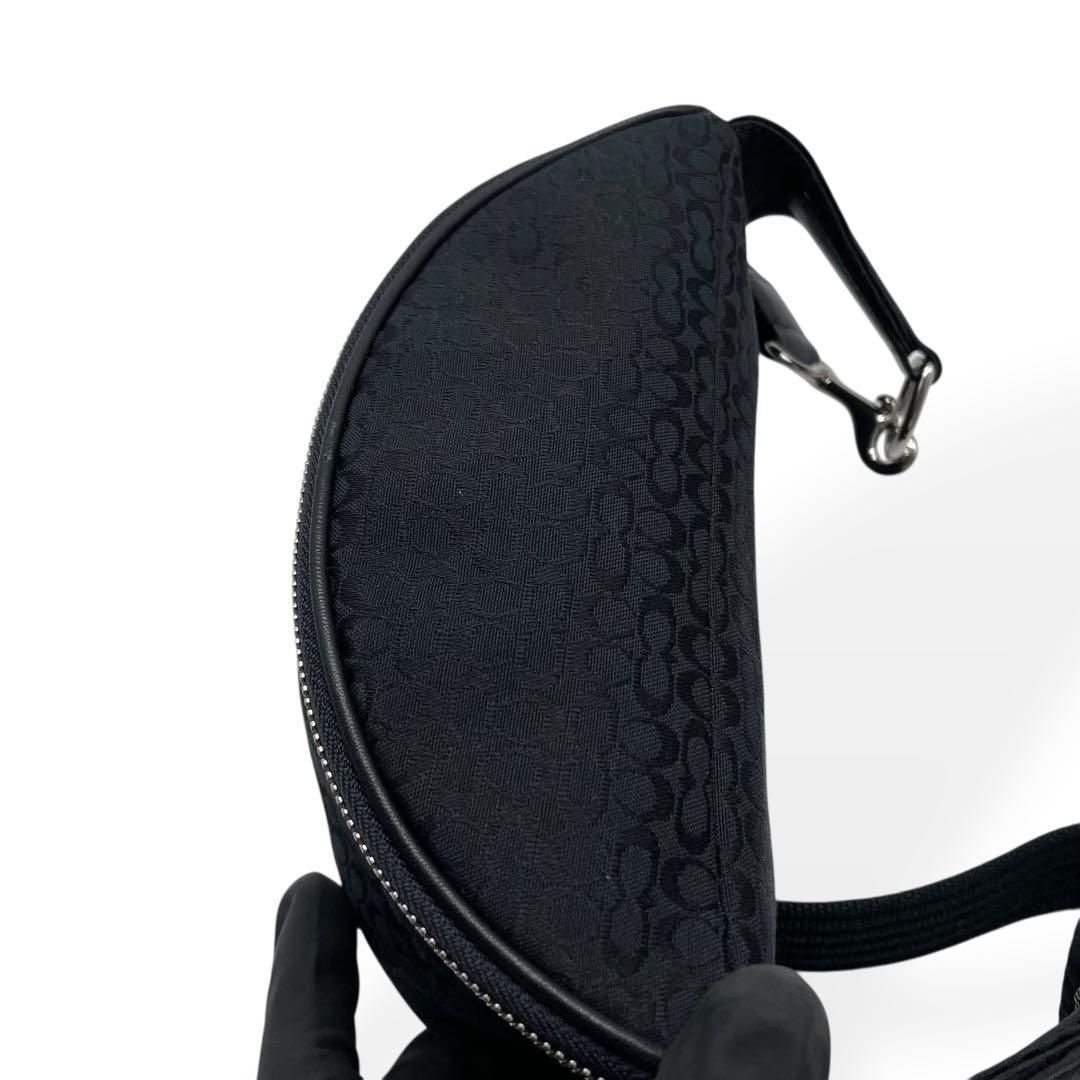 美品 希少 COACH ボディバッグ ミニシグネチャー キャンバス 斜め掛け