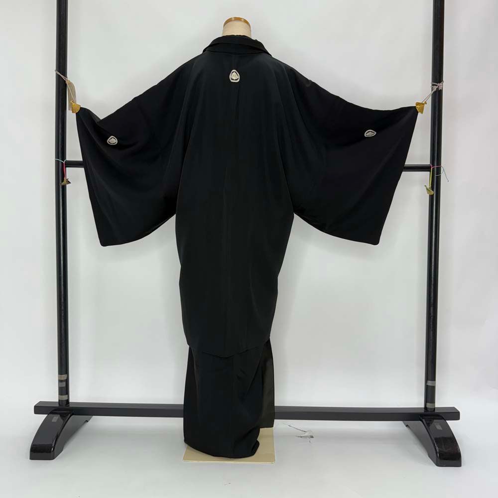  男紋付 男着物 黒紋付 正絹 羽織 長着 裄70 8 cm M size 黒 五つ紋 成人式 舞台衣装 4902 袴 着物 浴衣