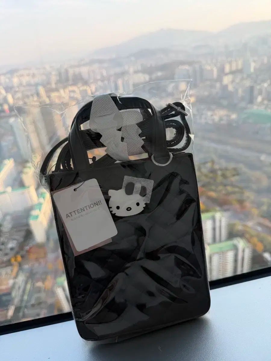 ミパーセント ハローキティ バッグ クロスバック