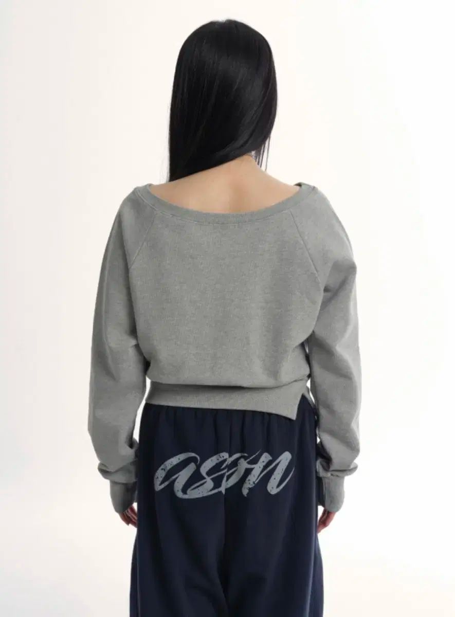 片方オフショルダー