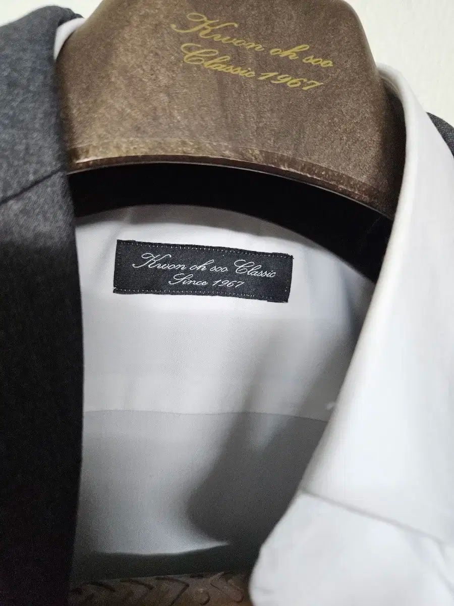 カノニコ スーツ