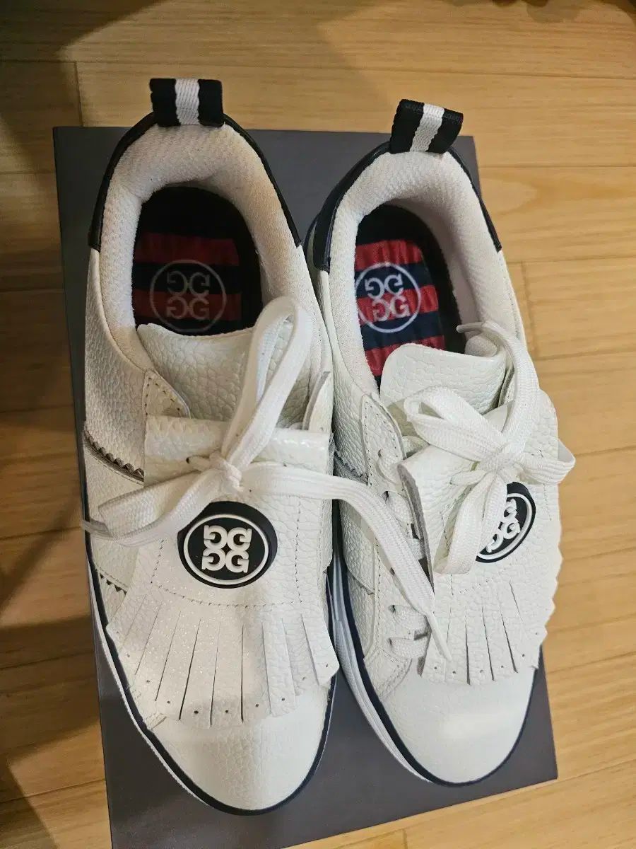 G FORE THE CLAN 2 5 Part GUILTY 白 240