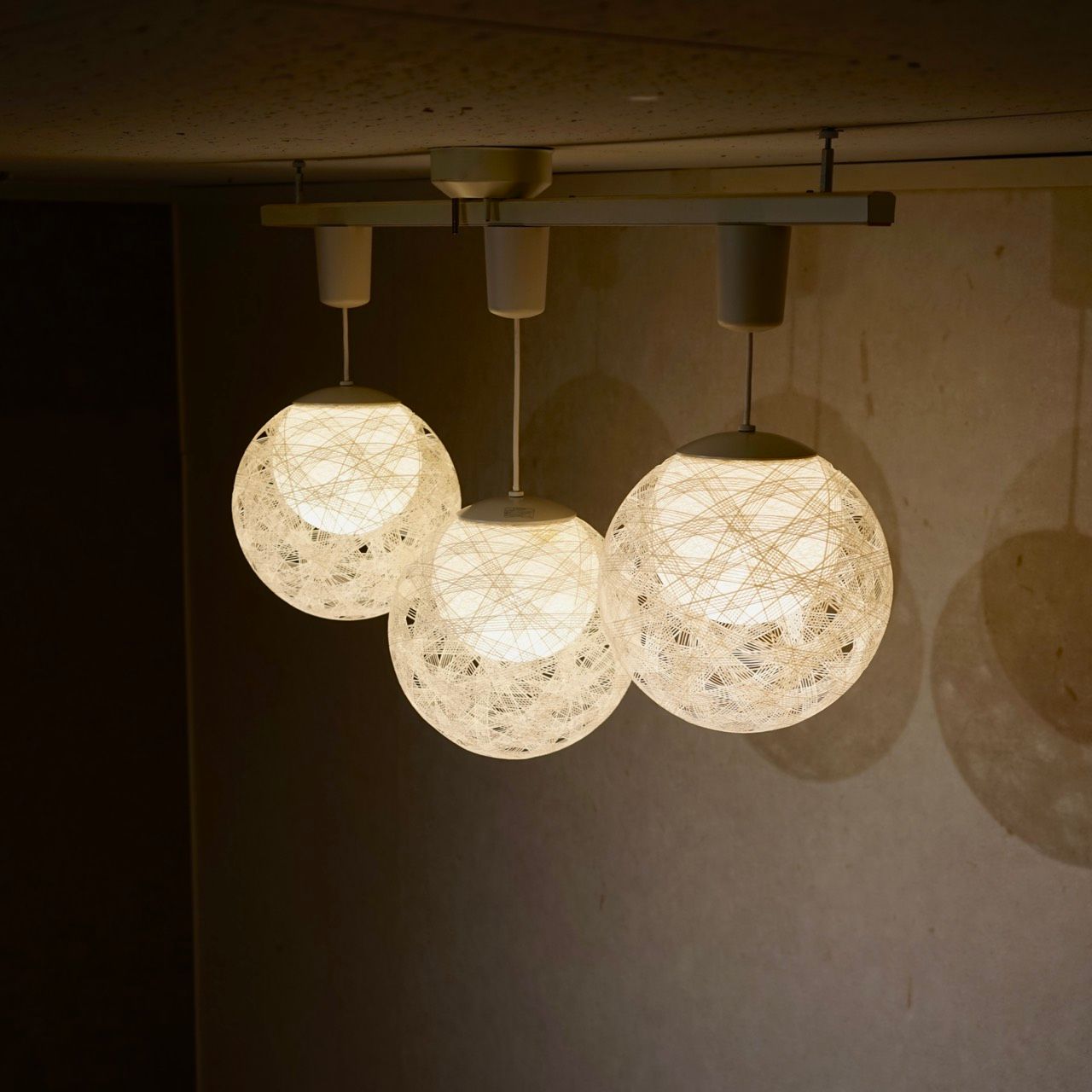 KOIZUMI コイズミ ペンダントライト AP47455L 吊り下げ照明 3灯 ライト