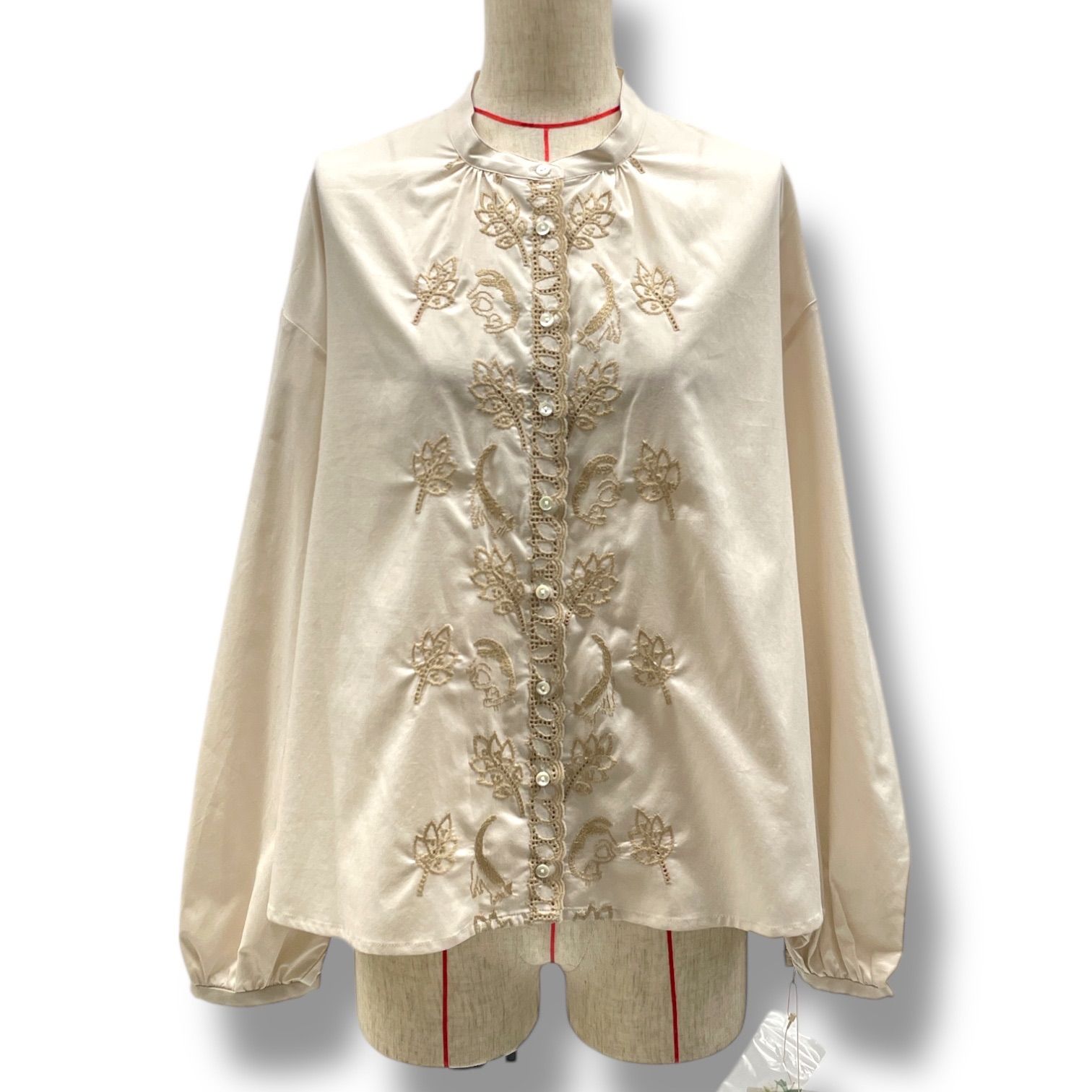 haupia ハウピア ネコとまたたび 長袖ブラウス スタンド 動物 アニマル 刺繍 BLSP2504-0122 ベージュ 38サイズ レディース 春 秋 ゴーゴー古着マルイ北千住店 1 No.1181