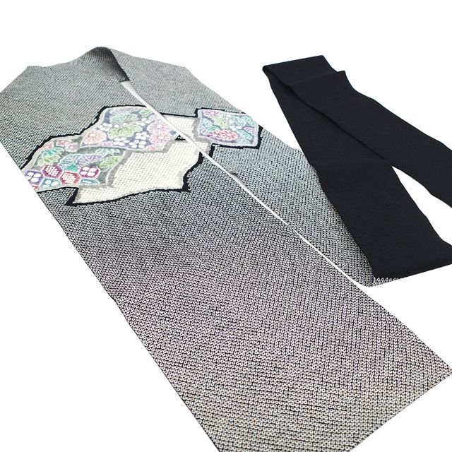 新古品】 名古屋帯 未使用 藤娘きぬたや 絞り 総絞り 正絹 九寸 黒