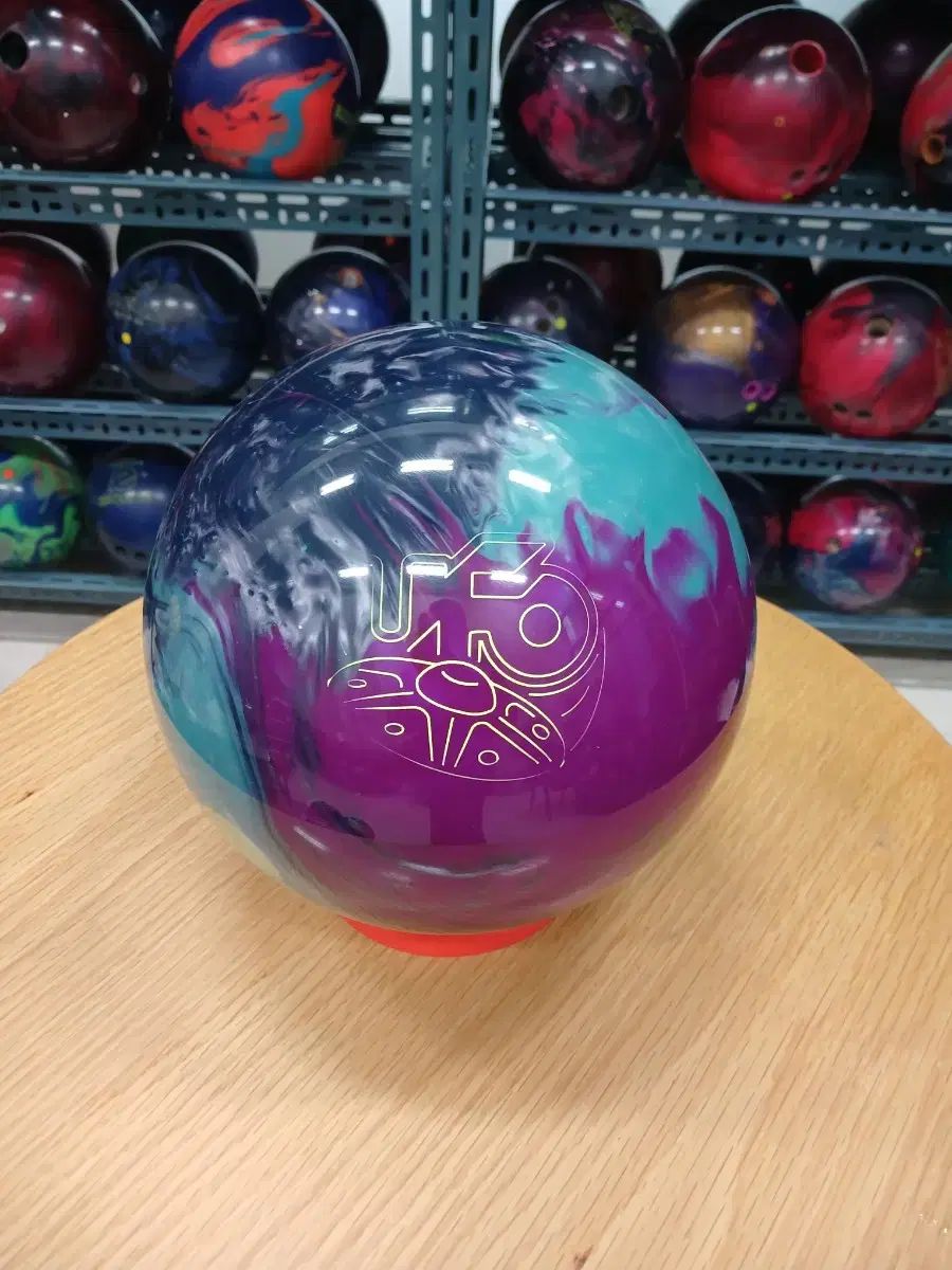ボーリングボール 복원완 15p トゥフィンガー UFOパール