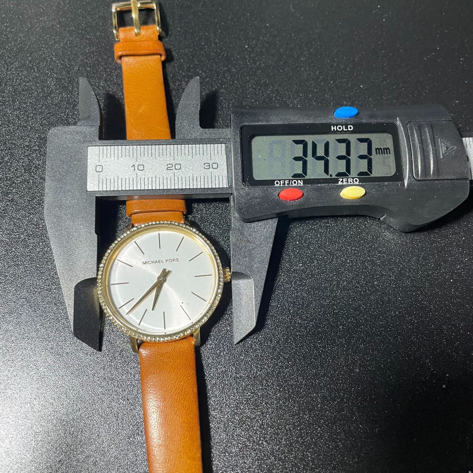 ラインストーン